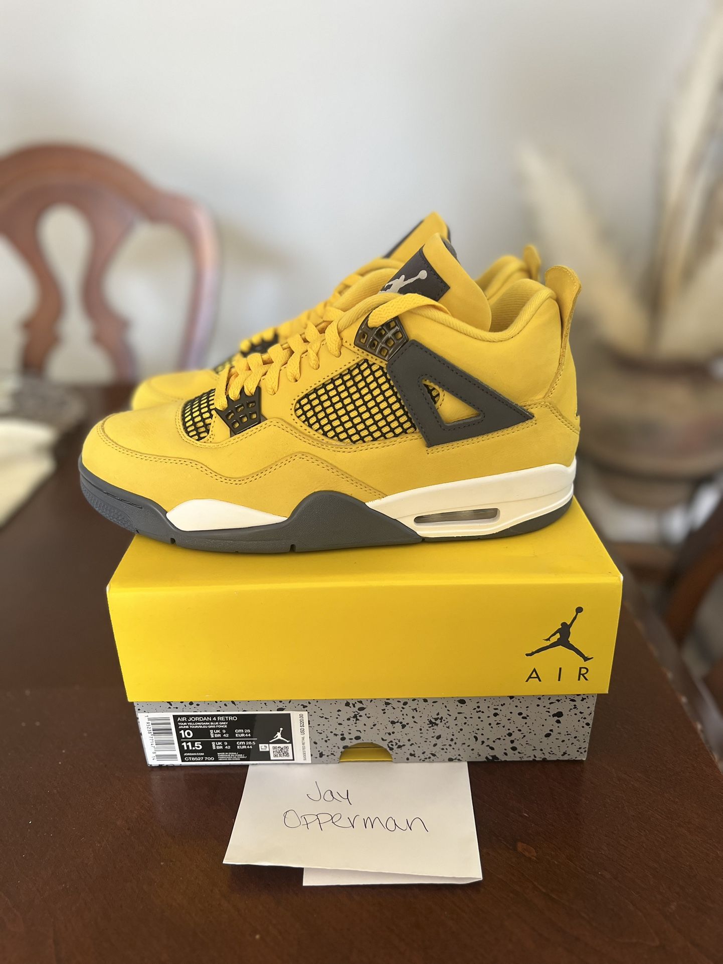 Jordan 4 Lightning Sz 10