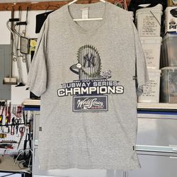 NY Yankees T-shirt 