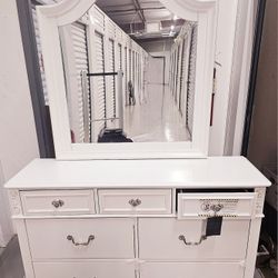 Brand New Standard Furniture Dresser With Mirror