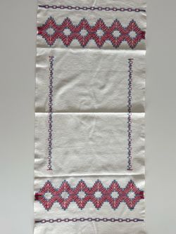 Vintage Swedish Weaving Huck Embroidery Table Runner / Towel – 40” x 17”