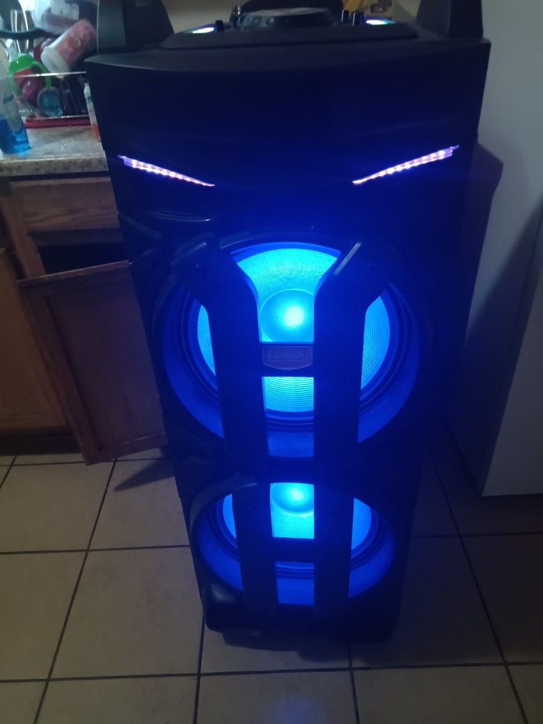 Edison Bluetooth Speaker