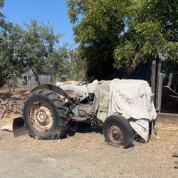Ford Tractor 