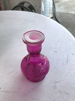 Es un Florero por. $ 2. Dollares.