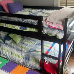 Tripl Bunk Bed With Mattresses