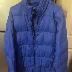 Great Deal Like New Men’s XL Blue St John’s Bay Lightweight Puffer Jacket 