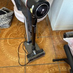 LG Vacuum 