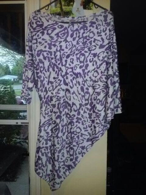 Cute shory purple and white dress