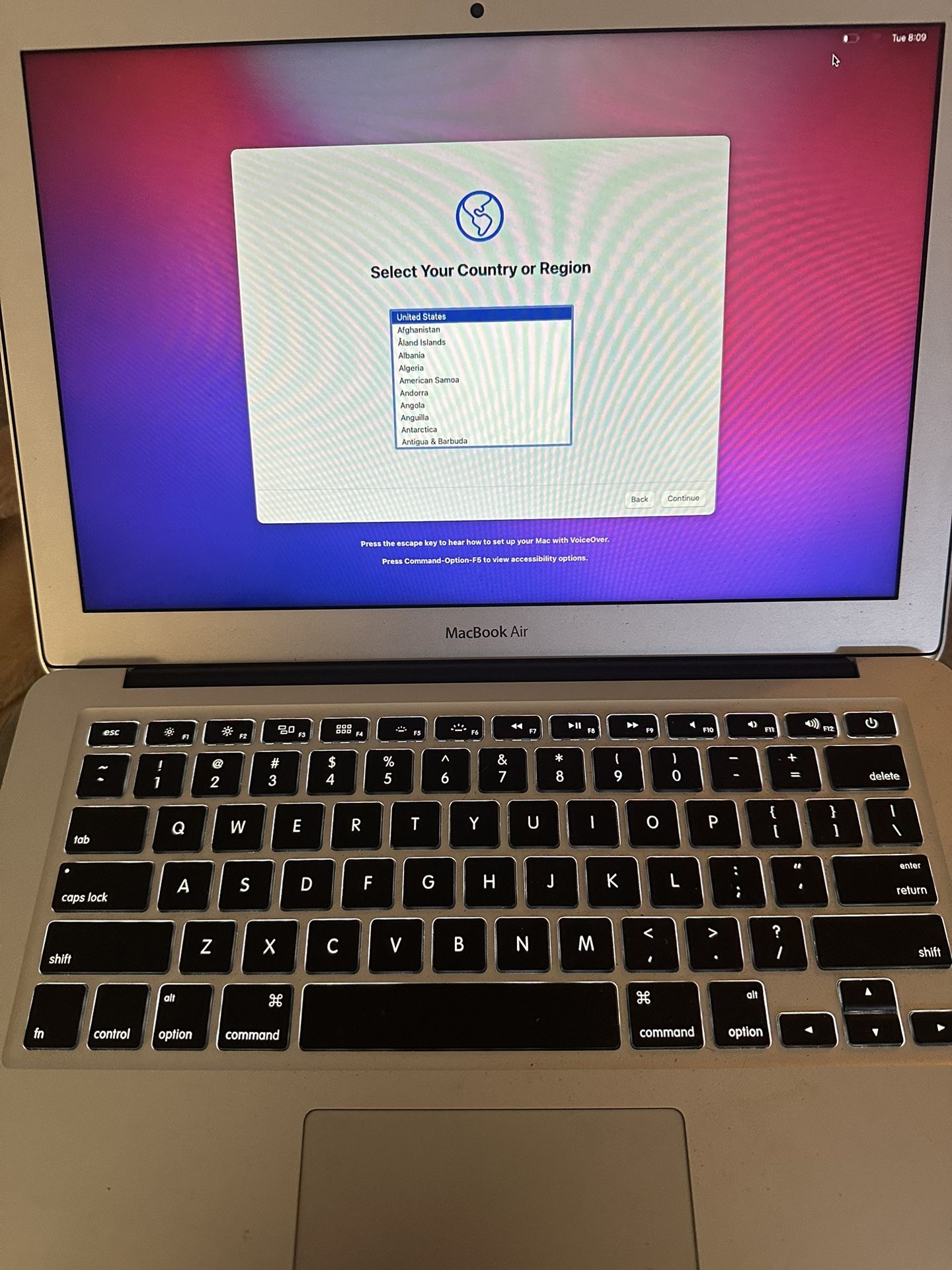 Macbook Air(2018) 8GB RAM - 128GB SSD - I5 Processor