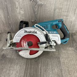 Makita XSR01 36V Brushless Circular Saw w/ Batteries