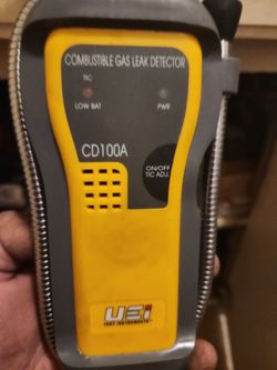 GAS LEAK DETECTOR 