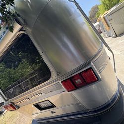 1995 Airstream 28ft Really Nice And Clean For It’s Age 