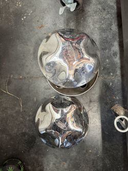 Original Wheel Hub Caps