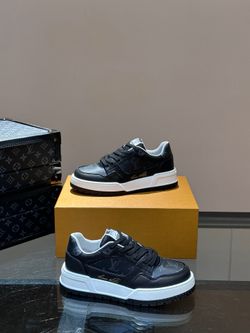Men’s shoes eclipse monogram