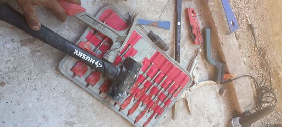 Bolsa de erramienta.pilsa cargador etc..
