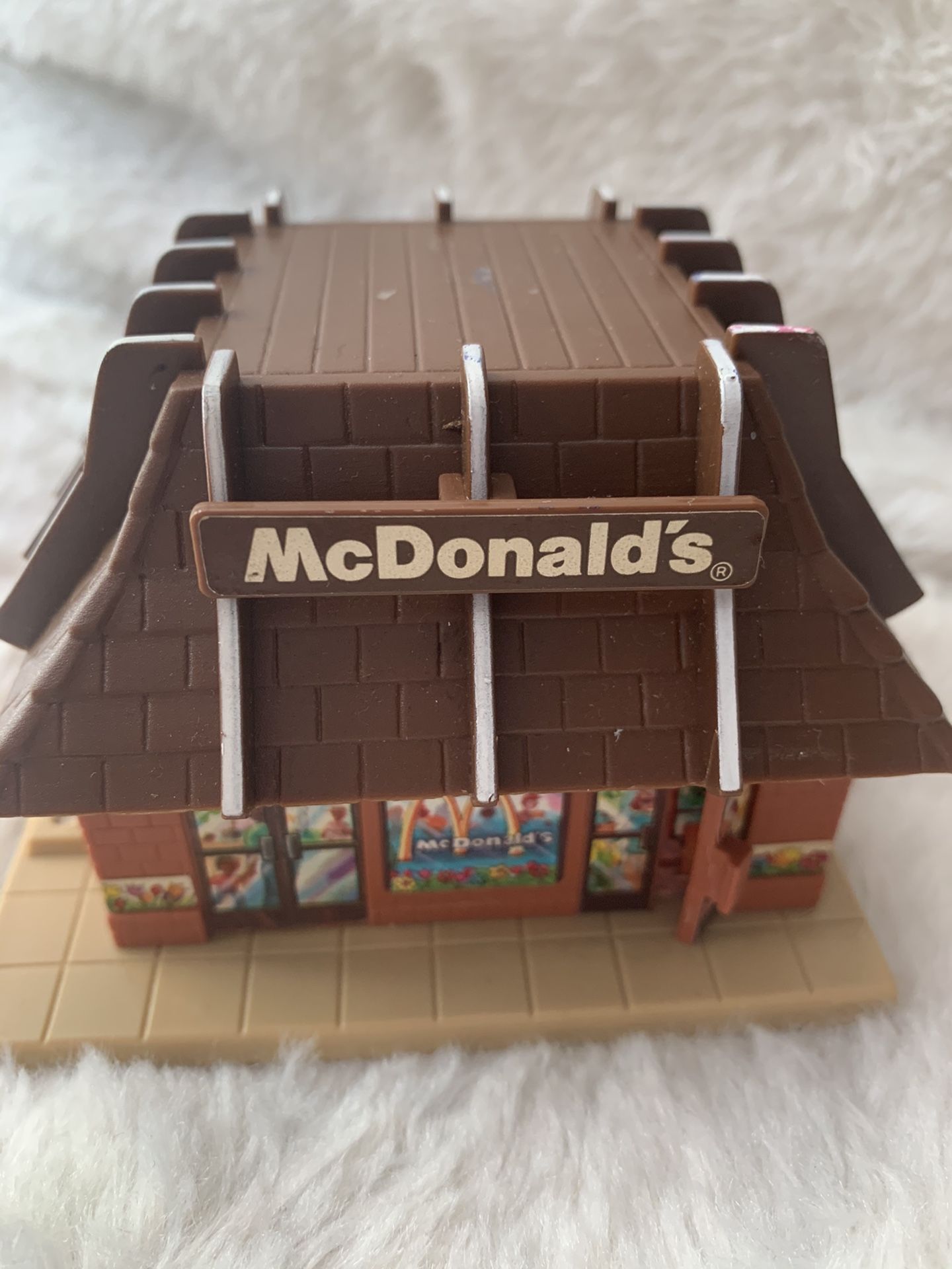 McDonald’s replica rest