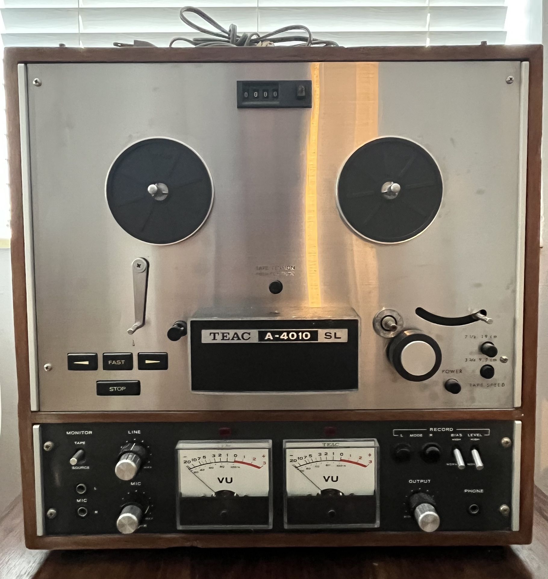 Real To Real Tape Recorder Teac A-4010 SL