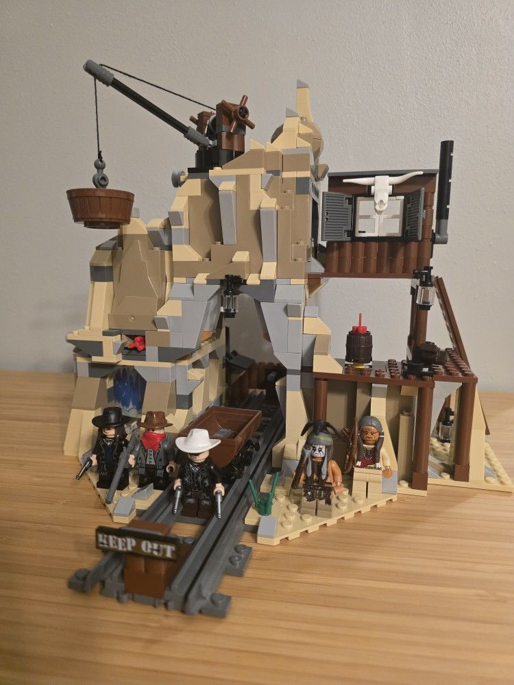 Lego 79110 Lone Ranger Silver Mine Shootout