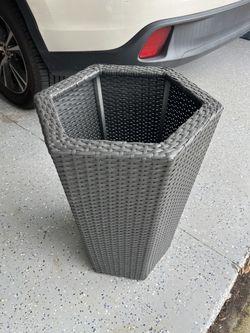 Tall Planter Box