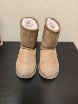 Girls Uggs