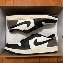 Air Jordan 1 Low Mocha size 10 New 