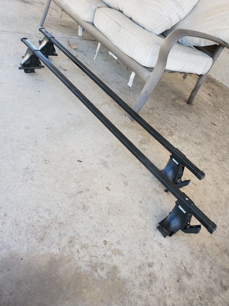 04'-06' scion xb Thule roof rack