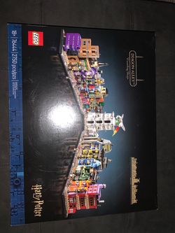 LEGO Harry Potter Diagon Alley Wizarding Shops 76444