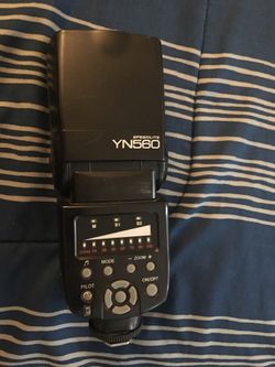 Youngou camera flash for Nikon