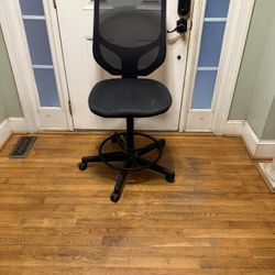 Mesh Back Adjustable Chair 