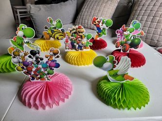 Super Mario Bros Centerpieces