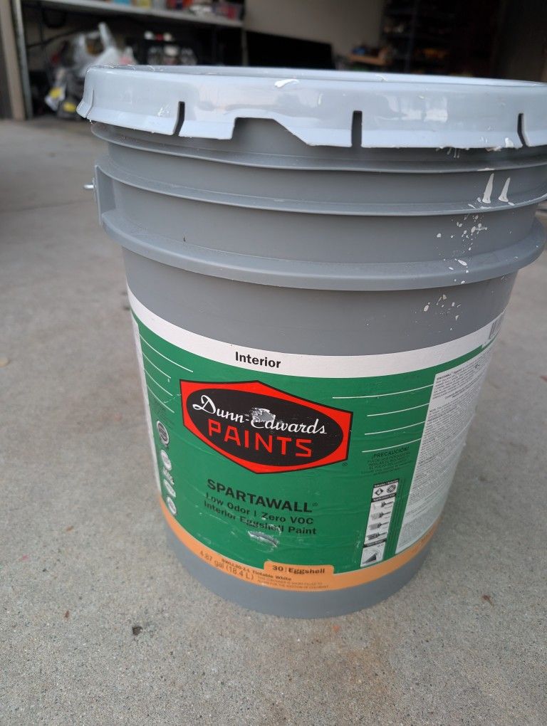 Dunn Edwards Interior Eggshell 5 Gallones