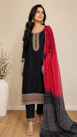 New beautiful 3 piece indian suit.