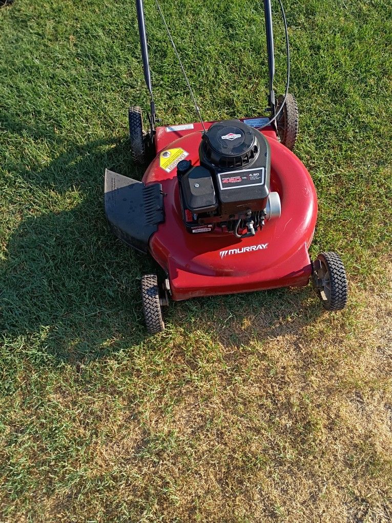 Murray's Gas Lawn Mower Push No Bag