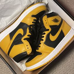 Nike Pollen - Size 6M