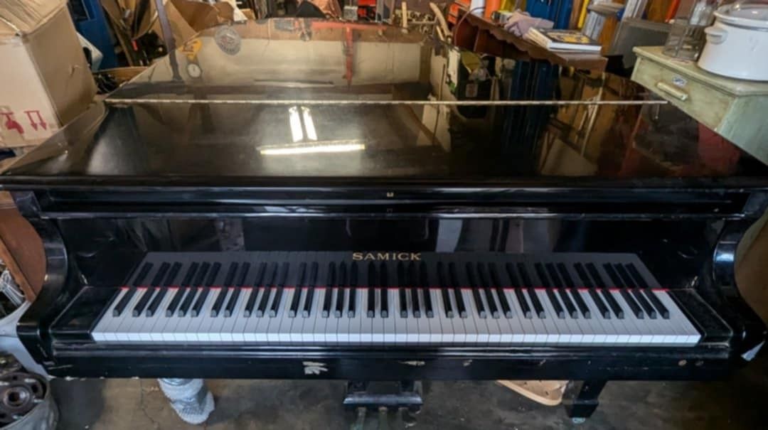 Samick Baby Grand Piano With Roger Williams Signature