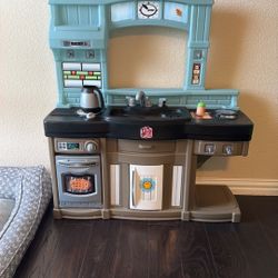 Little Tikes Kitchen