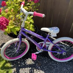 Girls Huffy Bike With 18inch Wheels