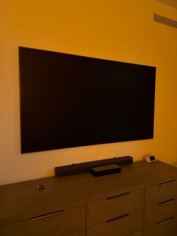 Samsung 85” The Frame QLED TV + Q700C Soundbar & Subwoofer Bundle