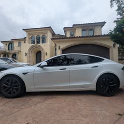 2022 Tesla Model S