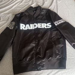 Las Vegas Raiders Jacket Brand new Worn Once 