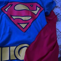Súper Shirt W/ Cape