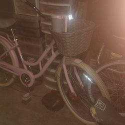26' Kent Charleston Pink Bike