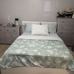 Girls Bed And Mattress 