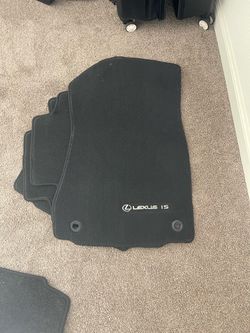 Lexus IS floor mats+ trunk mat (full set )