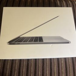 13" macbook pro 💻 touch  bar 1TB ssd