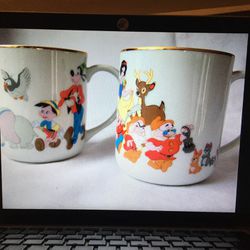 Cintage Disney Disneyland Disney World Gold Rimmed Porcelain Ceramic PAIR of coffee mugs - Made in JAPAN - new
