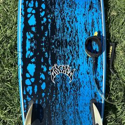 Surfboard Lost Round Nose Fish RNF Catch Surf 5'11" Fins & Dakine Leash Included Soft Top * Great Condition Fantastic For All Levels