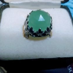 Beautiful ❤️ 925 Sterling Silver Green Stone Ring 💍🆕🆕🆕