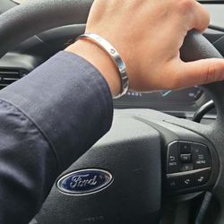 Love Bracelets 100% High Quality Guaranteed 