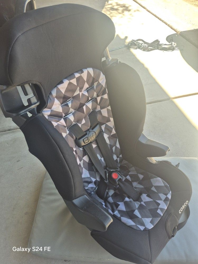 Car Seat ~ Great Condition