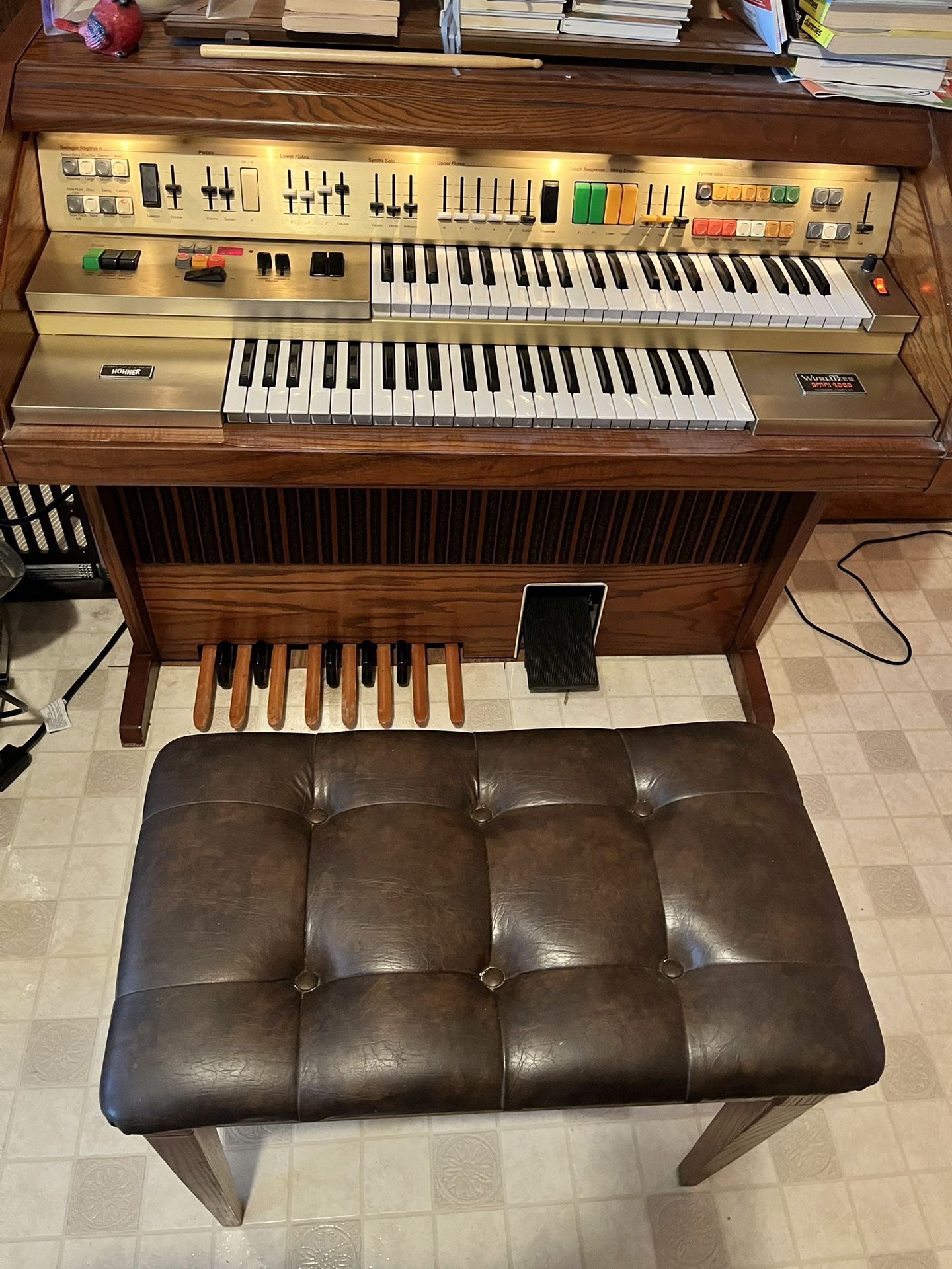 Wurlitzer Omni 4000 Electric Organ